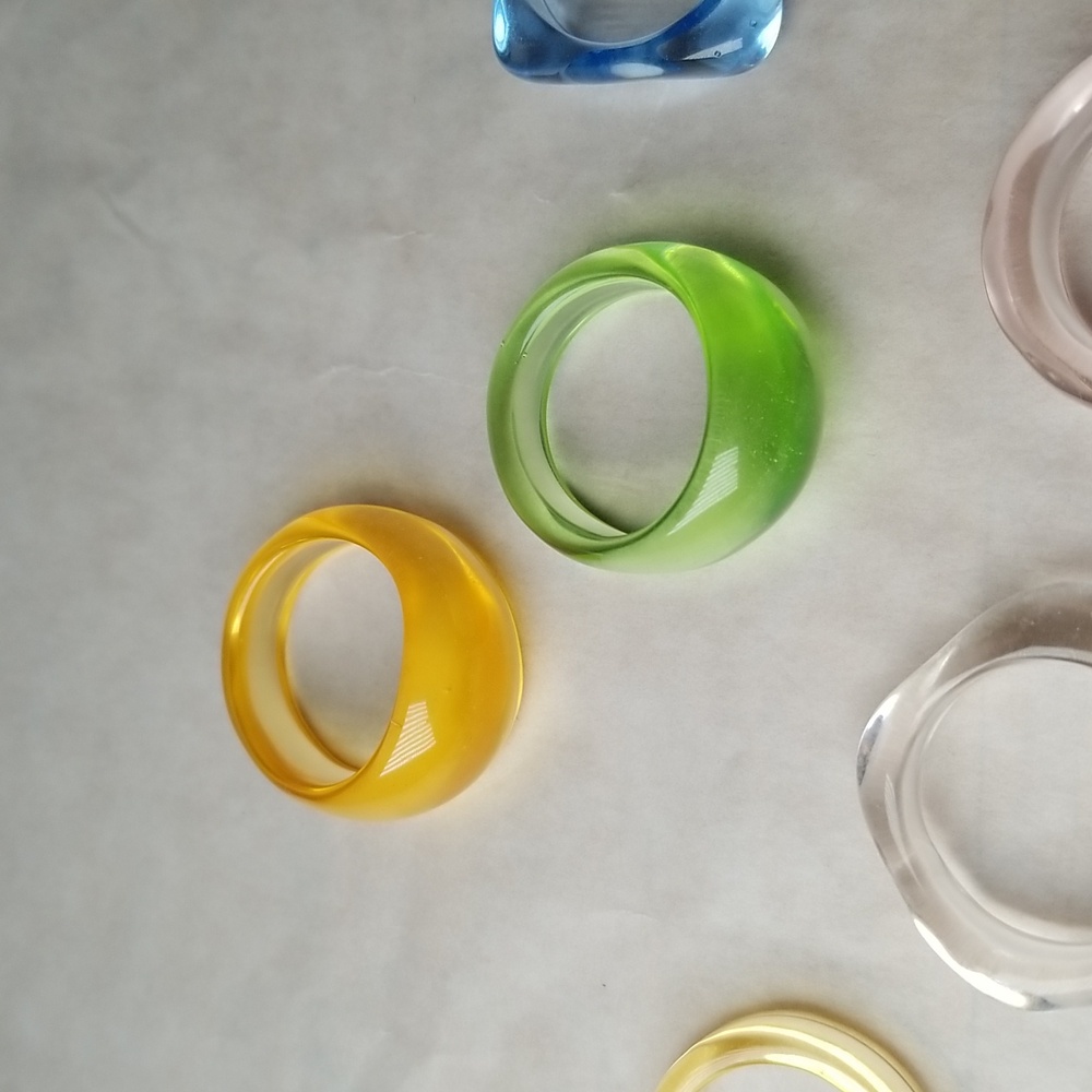 Acrylic Ring Set - Picture 4 of 7